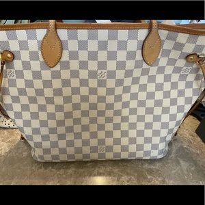 Louis Vuitton authentic Damier Azur Neverfull size MM with beige interior
